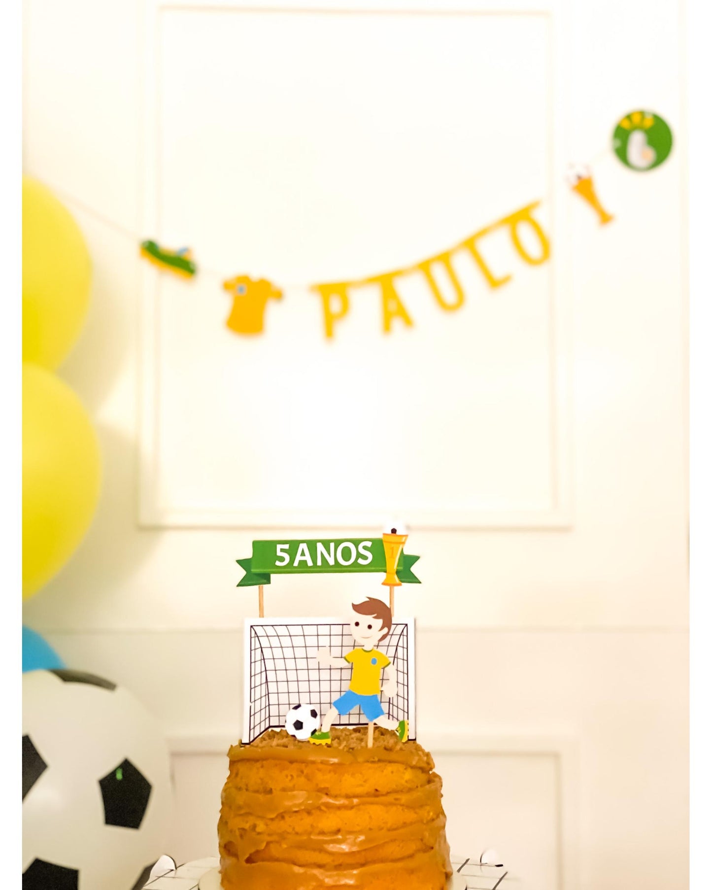 Topo de bolo Futebol verde e amarelo