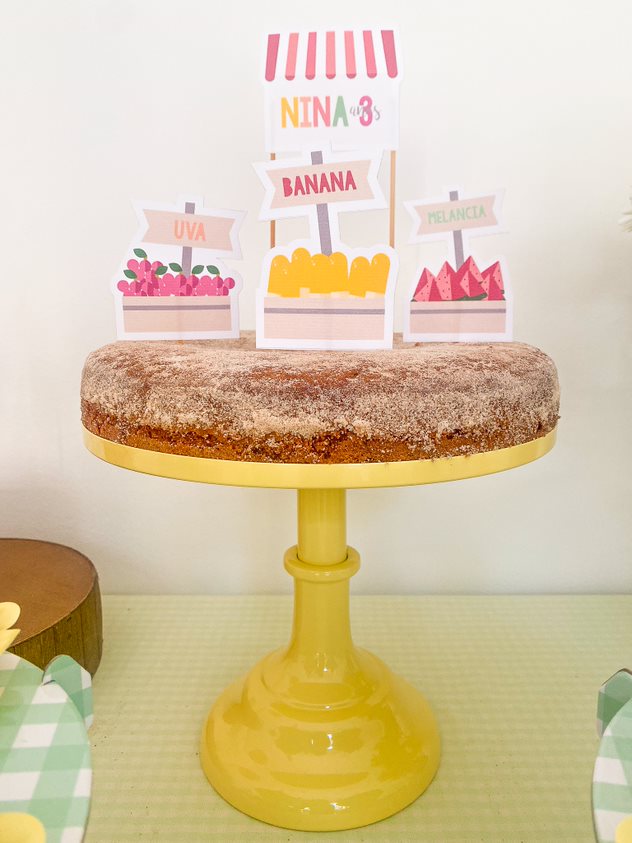 Suporte para bolo e doces alumínio amarelo claro