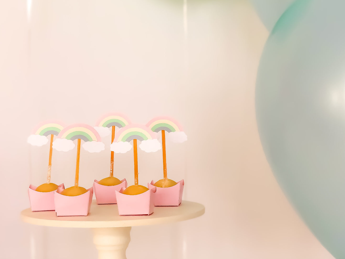 Topos de doces arco íris pastel (10 Un.)