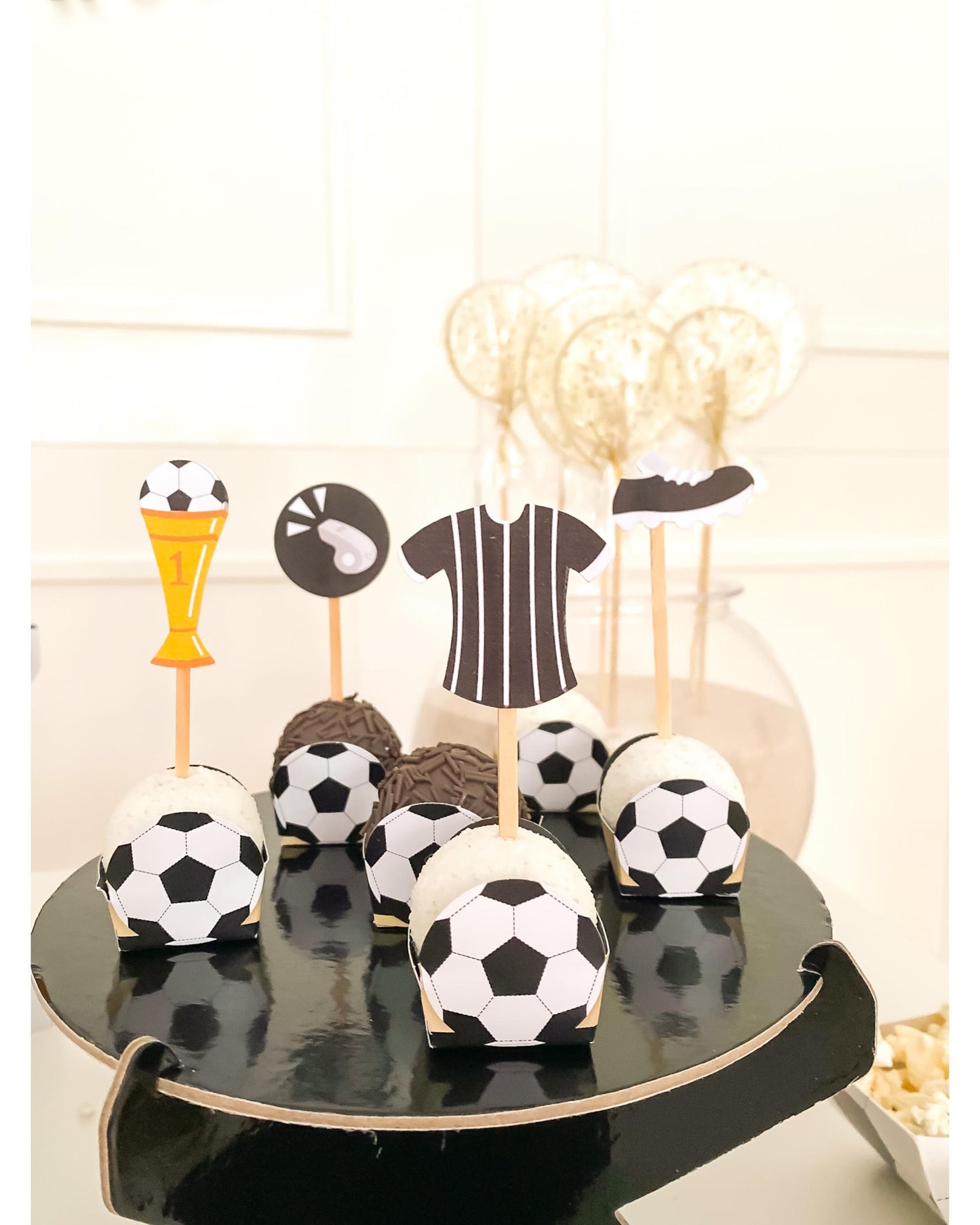 Kit Decoração Futebol Preto e Branco - Tamanho G