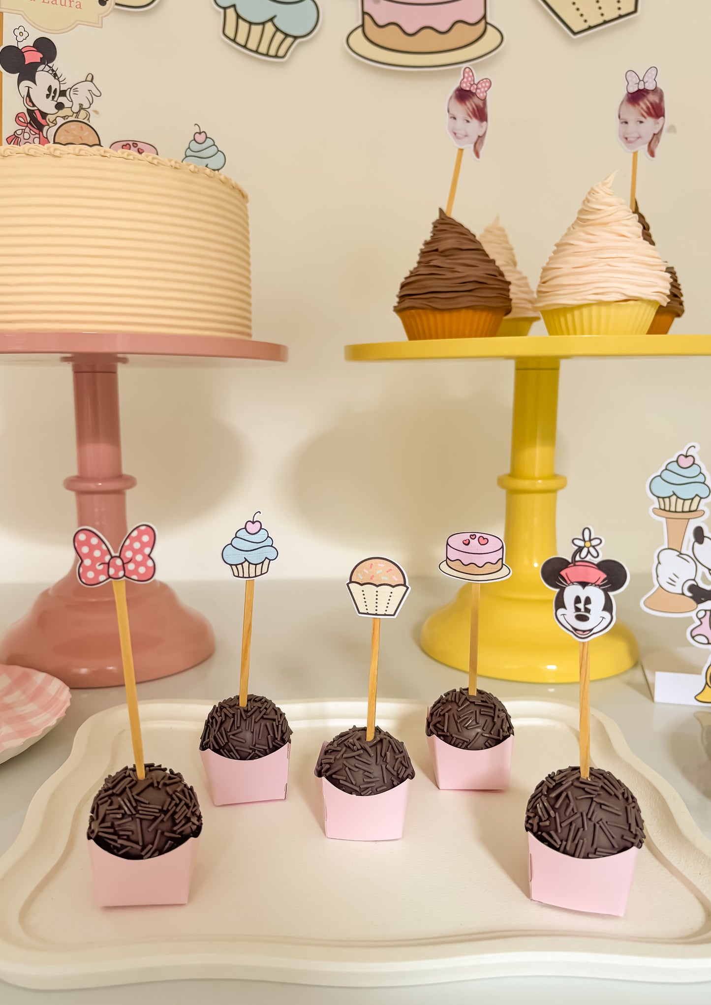 Topos de doces minnie confeiteira (10 Un.)